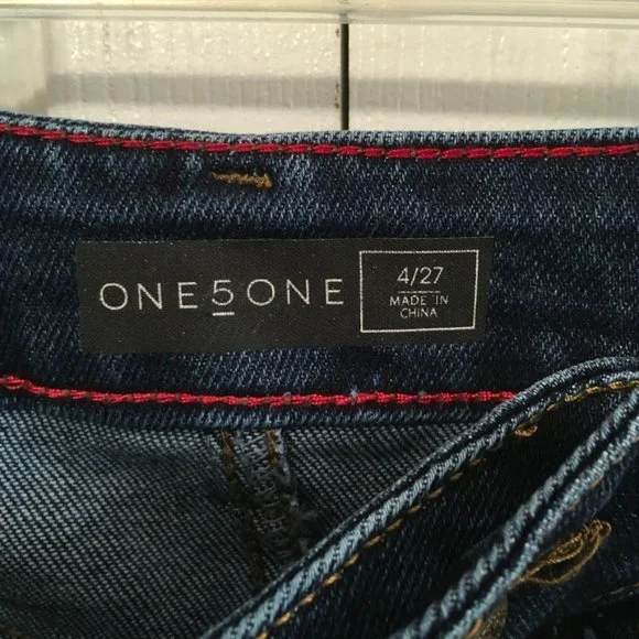 One 5 One Stretchy Curvy Denim Shorts - Picture 5 of 7